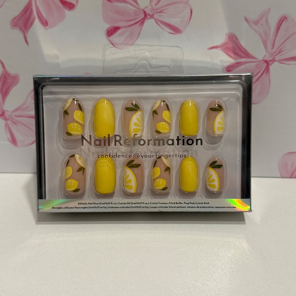 Nail Reformation Lemon Press On Nail Kit 30 Nails‎ Yellow Citrus Fruit Art New
